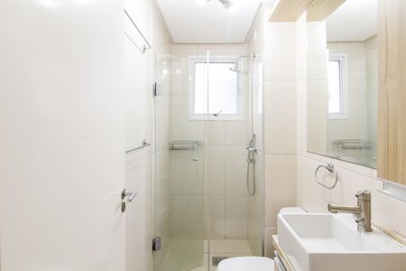 Banheiro da Suíte de apartamento para alugar com 2 quartos, 70m² em Nossa Senhora das Gracas, Canoas