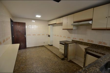 Cozinha de casa para alugar com 2 quartos, 166m² em Grajaú, Rio de Janeiro