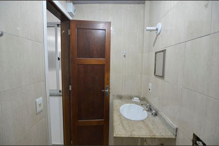 Casa para alugar com 166m², 2 quartos e 2 vagas Casa para alugar com 166m², 2 quartos e 2 vagasBanheiro da Suíte 1