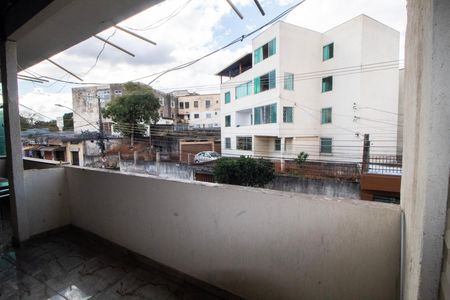 Varanda  de kitnet/studio para alugar com 1 quarto, 35m² em Gameleira, Belo Horizonte