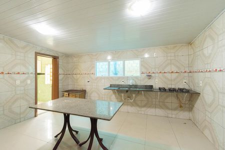 Casa para alugar com 100m², 2 quartos e 2 vagas