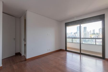 Apartamento à venda com 377m², 4 quartos e 4 vagasSuíte 4