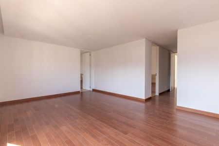 Apartamento à venda com 377m², 4 quartos e 4 vagasSuíte 3