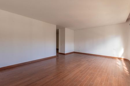 Apartamento à venda com 377m², 4 quartos e 4 vagasQuarto 3