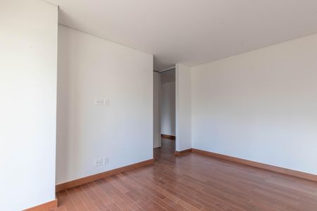 Apartamento à venda com 377m², 4 quartos e 4 vagasQuarto 1