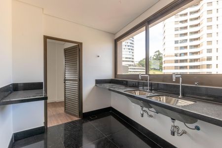 Apartamento à venda com 377m², 4 quartos e 4 vagasCozinha