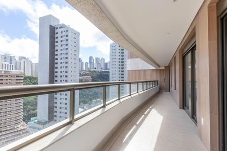 Varanda de apartamento à venda com 4 quartos, 377m² em Vale do Sereno, Nova Lima