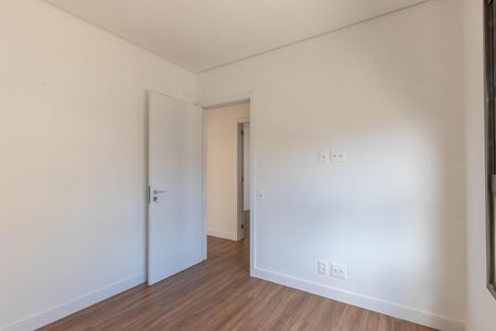 Apartamento à venda com 116m², 3 quartos e 2 vagas Apartamento à venda com 116m², 3 quartos e 2 vagasQuarto 2