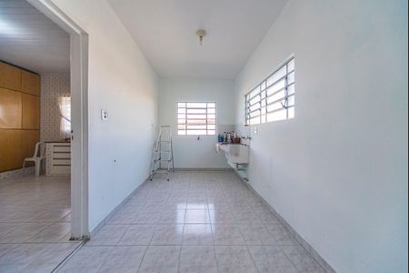 Área de Serviço de casa à venda com 2 quartos, 163m² em Vila Aquilino, Santo André
