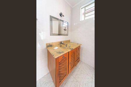 Banheiro do Quarto 2 de casa à venda com 2 quartos, 163m² em Vila Aquilino, Santo André