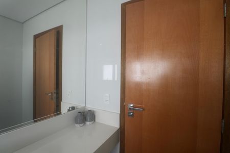 Banheiro Suíte de apartamento para alugar com 3 quartos, 188m² em Centro, Guarujá