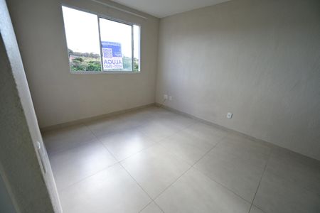 Apartamento à venda com 2 quartos, 42m² em Setor Grajaú, Goiânia