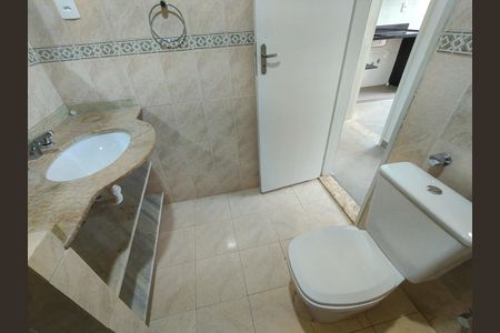 Banheiro Corredor de apartamento para alugar com 2 quartos, 57m² em Andaraí, Rio de Janeiro