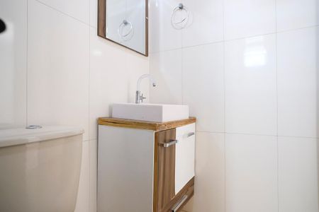 Banheiro de apartamento para alugar com 2 quartos, 60m² em São José, São Caetano do Sul