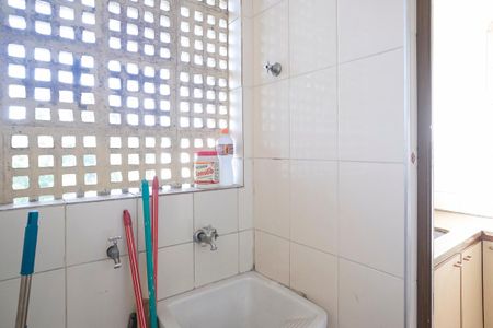 Apartamento para alugar com 60m², 2 quartos e 1 vagaÁrea de serviço