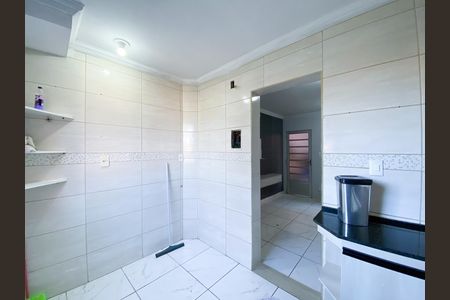 Apartamento para alugar com 2 quartos, 45m² em Califórnia, Belo Horizonte