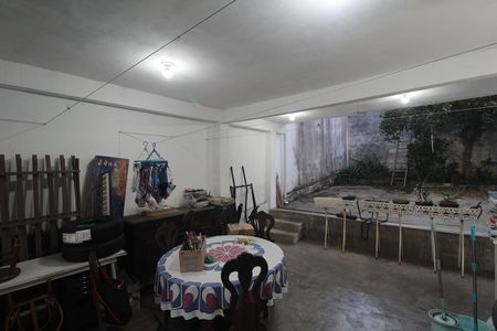 Casa à venda com 180m², 3 quartos e 4 vagasÁrea de Serviço