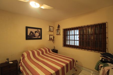 Casa à venda com 180m², 3 quartos e 4 vagasQuarto 1