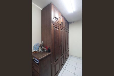 Casa à venda com 180m², 3 quartos e 4 vagasCloset da Suite