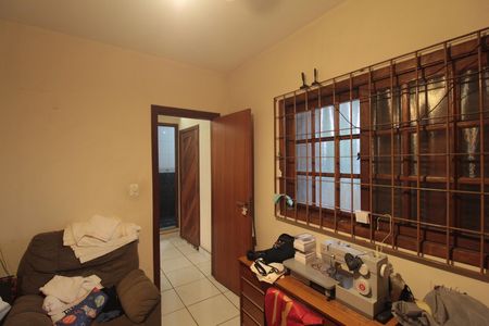 Casa à venda com 180m², 3 quartos e 4 vagasQuarto 2