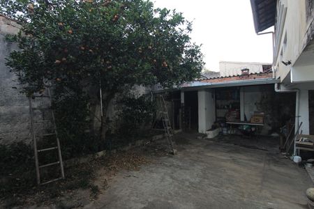 Casa à venda com 180m², 3 quartos e 4 vagasQuintal