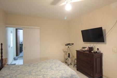 Casa à venda com 180m², 3 quartos e 4 vagasSuite