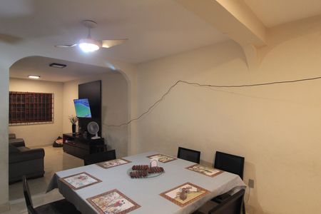 Casa à venda com 180m², 3 quartos e 4 vagasSala de Jantar
