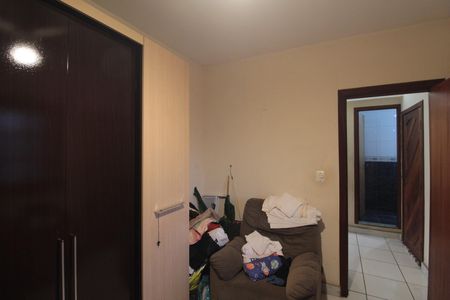 Casa à venda com 180m², 3 quartos e 4 vagasQuarto 2