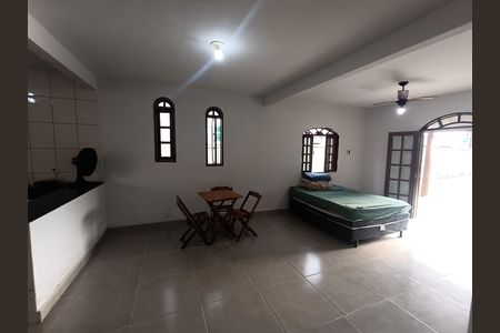 SALA de casa para alugar com 2 quartos, 70m² em Cidade Beira Mar, Rio das Ostras
