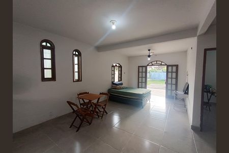 Casa para alugar com 70m², 2 quartos e 7 vagas Casa para alugar com 70m², 2 quartos e 7 vagasSALA