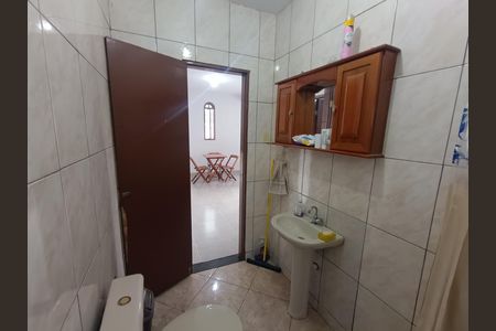 Casa para alugar com 70m², 2 quartos e 7 vagas Casa para alugar com 70m², 2 quartos e 7 vagasBANHEIRO 2