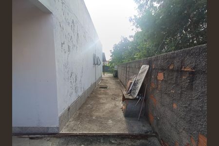 Casa para alugar com 70m², 2 quartos e 7 vagas Casa para alugar com 70m², 2 quartos e 7 vagasQUINTAL