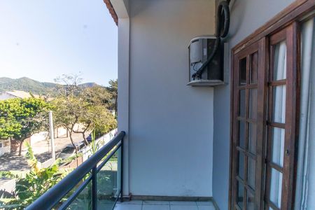Varanda da Suíte 2 de casa à venda com 5 quartos, 215m² em Itaipu, Niterói