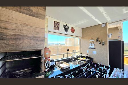 Casa de condomínio à venda com 250m², 3 quartos e 4 vagas Casa de condomínio à venda com 250m², 3 quartos e 4 vagasChurrasqueira