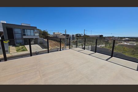 Varanda suíte de casa de condomínio à venda com 3 quartos, 250m² em Residencial Parque dos Buritis, Lagoa Santa