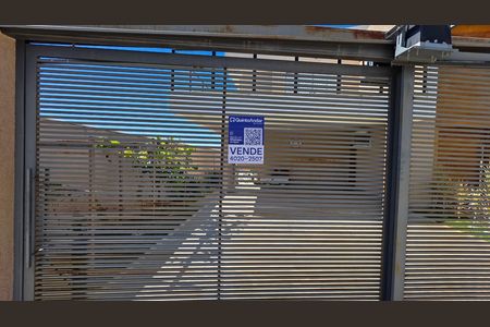 Placa e qrcode de casa de condomínio à venda com 3 quartos, 250m² em Residencial Parque dos Buritis, Lagoa Santa