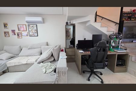 Sala de casa de condomínio à venda com 3 quartos, 250m² em Residencial Parque dos Buritis, Lagoa Santa
