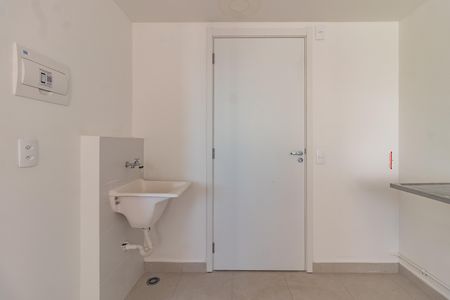 Área de Serviço de apartamento para alugar com 1 quarto, 25m² em Parque Industrial Tomas Edson, São Paulo