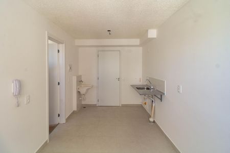 Apartamento para alugar com 1 quarto, 25m² em Parque Industrial Tomas Edson, São Paulo