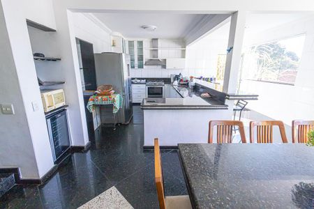 cozinha de casa para alugar com 7 quartos, 700m² em São Luiz, Belo Horizonte