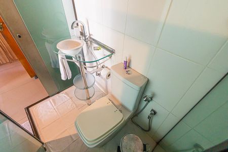Casa para alugar com 700m², 7 quartos e 8 vagassuite