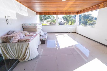 Casa para alugar com 700m², 7 quartos e 8 vagasvaranda