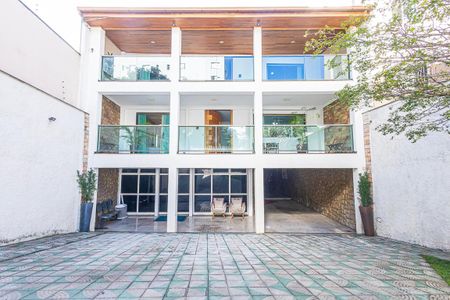Casa para alugar com 700m², 7 quartos e 8 vagasgaragem