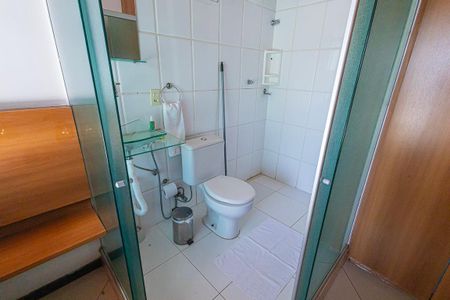 Casa para alugar com 700m², 7 quartos e 8 vagassuite