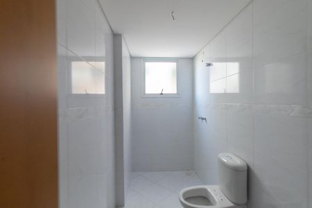 Apartamento à venda com 190m², 3 quartos e 2 vagas Apartamento à venda com 190m², 3 quartos e 2 vagasBanheiro Social