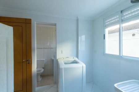 Apartamento à venda com 190m², 3 quartos e 2 vagas Apartamento à venda com 190m², 3 quartos e 2 vagasÁrea de Serviço