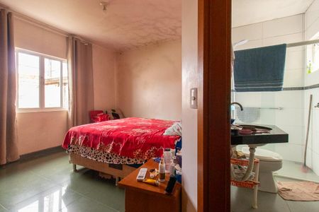Casa à venda com 223m², 3 quartos e 4 vagas Casa à venda com 223m², 3 quartos e 4 vagasQuarto 3 - Suíte
