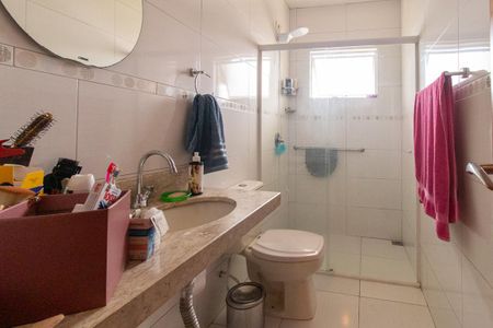 Casa à venda com 223m², 3 quartos e 4 vagas Casa à venda com 223m², 3 quartos e 4 vagasBanheiro Social