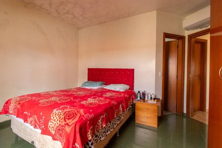 Casa à venda com 223m², 3 quartos e 4 vagas Casa à venda com 223m², 3 quartos e 4 vagasQuarto 3 - Suíte