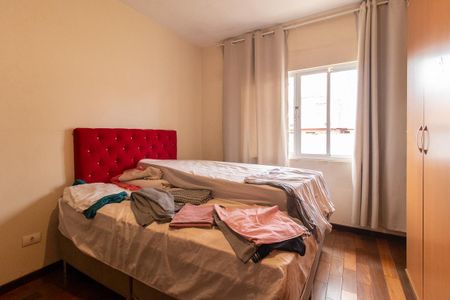 Casa à venda com 223m², 3 quartos e 4 vagas Casa à venda com 223m², 3 quartos e 4 vagasQuarto 2